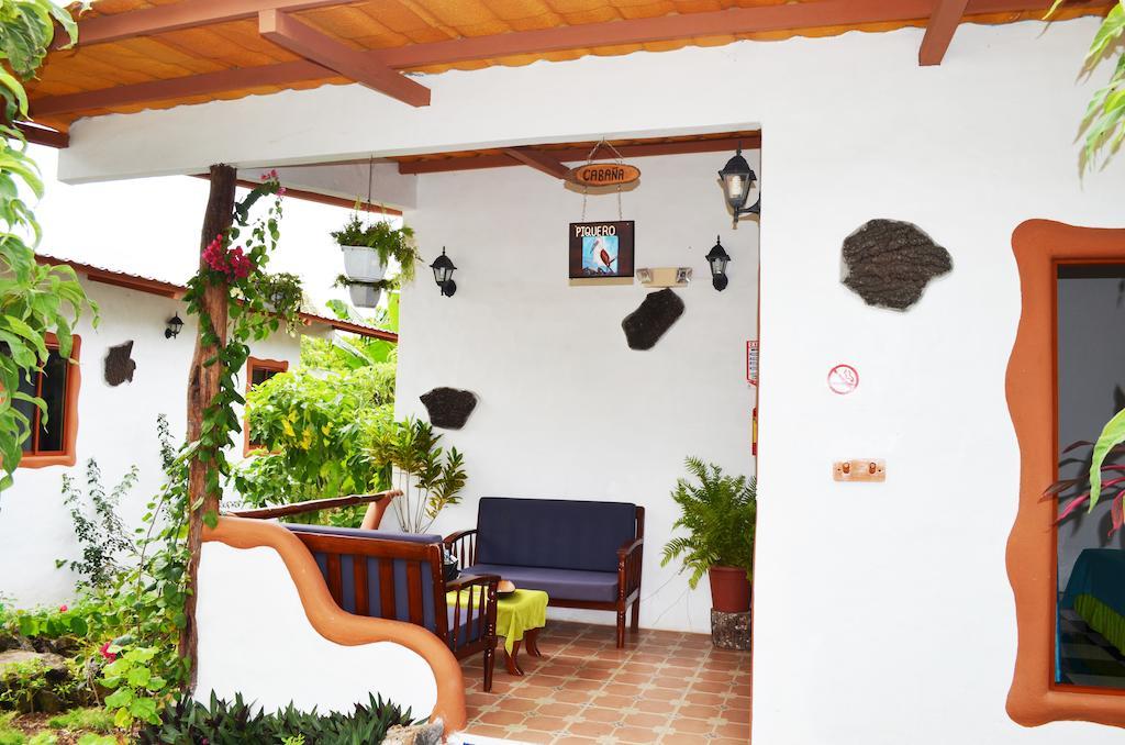 Piedras Blancas Lodge Puerto Ayora  Εξωτερικό φωτογραφία
