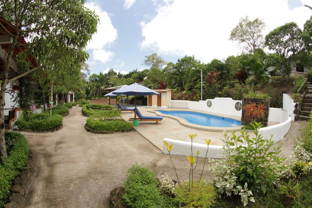 Piedras Blancas Lodge Puerto Ayora  Εξωτερικό φωτογραφία